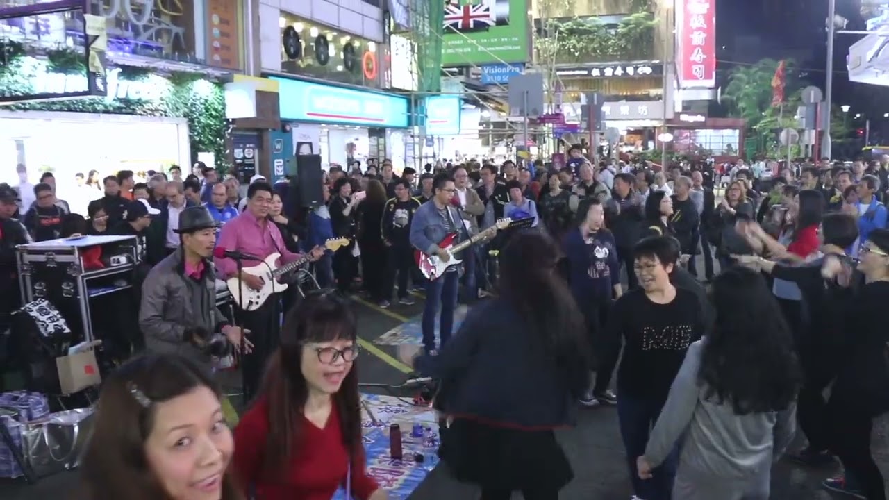 打雀英雄傳 + I O I O + Beautiful Sunday + Sha la la la la + 獨上西樓 - 3L樂隊 香港旺角街頭表演 Busking Hong Kong 150308