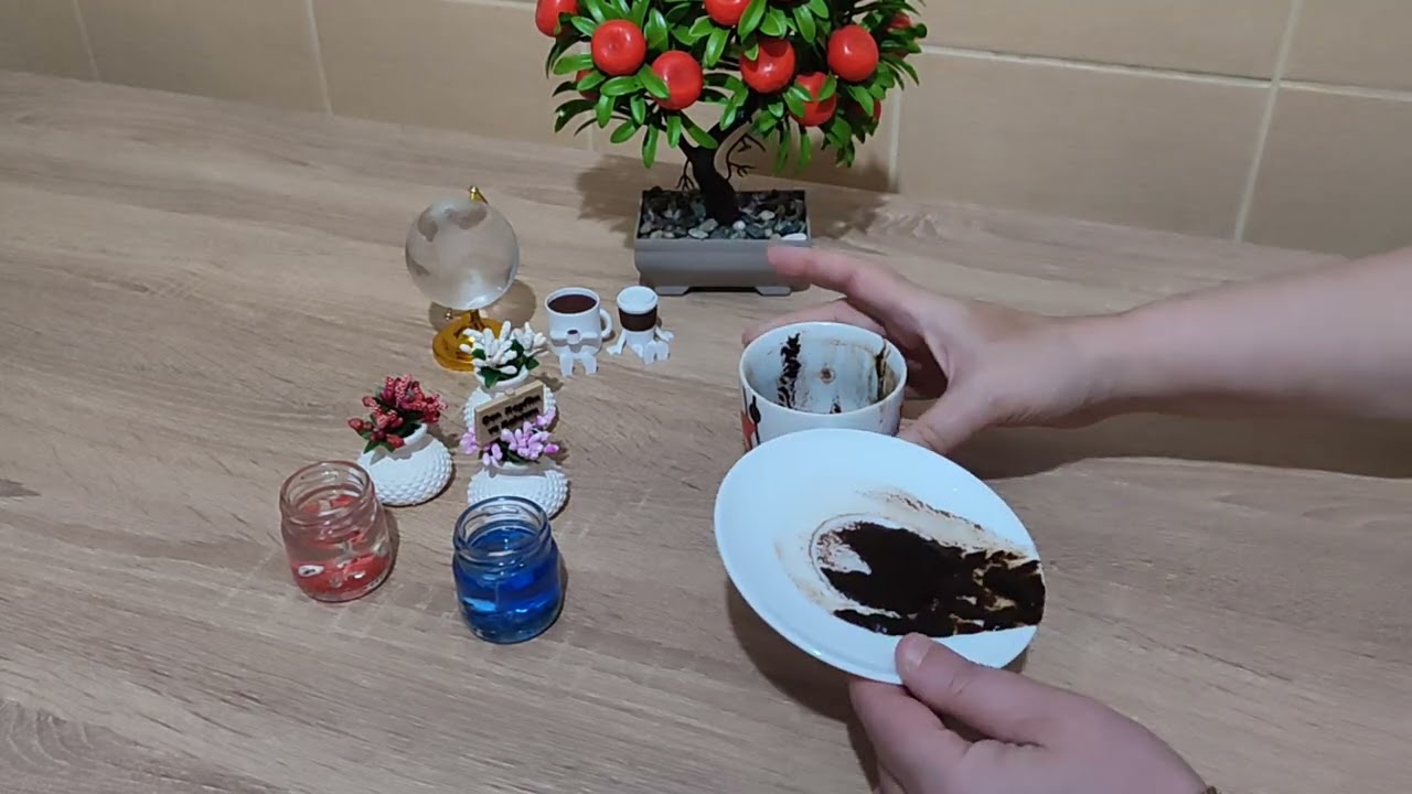 AKLIMDAKİ KİŞİ BENİ SEVİYOR MU?🙏🌹☕ #keşfet #kahvefalı 