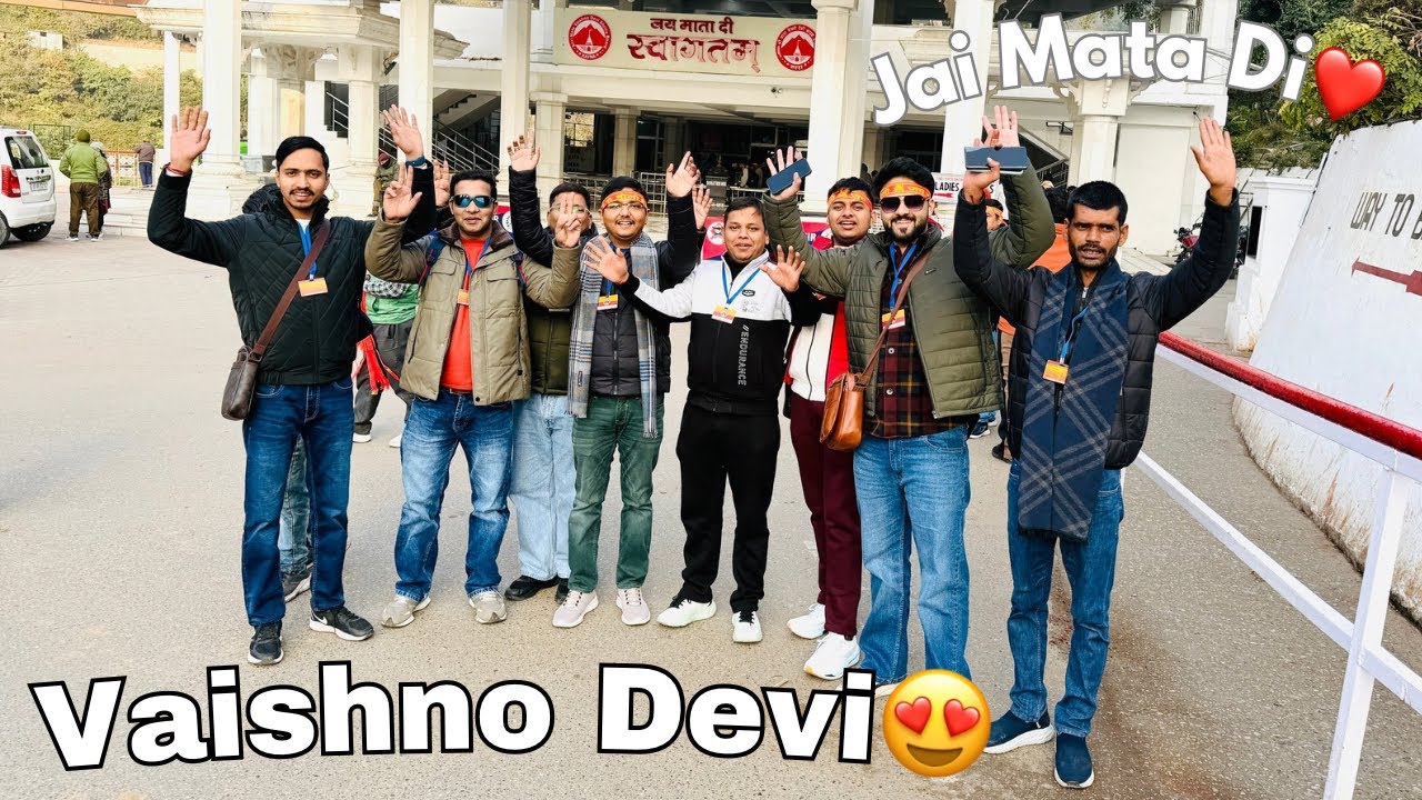 Mata Vaishno Devi Pahoch Gaye😍 | Saare Bolo Jai Mata Di❤️