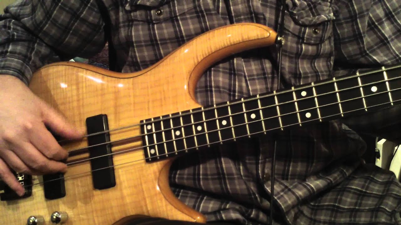 Carvin Icon 4 string Bass