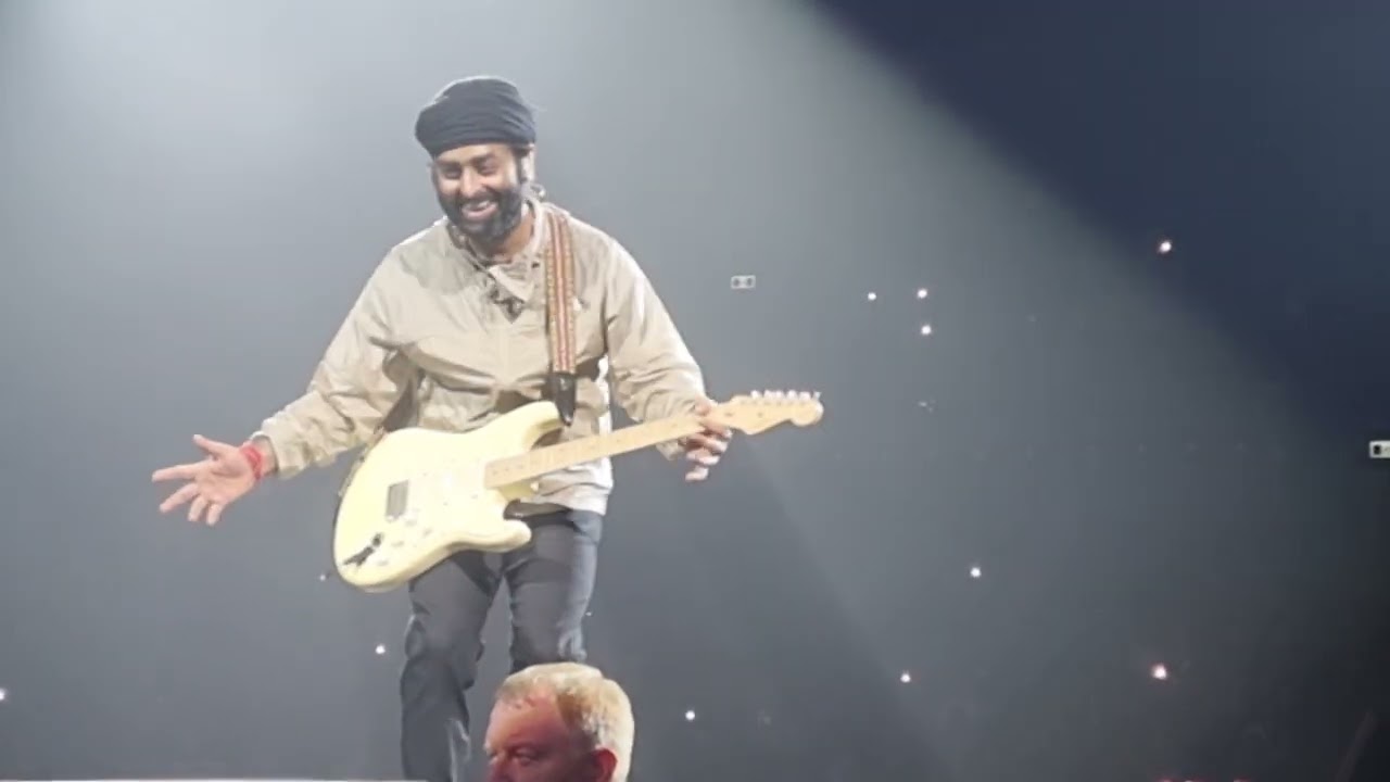 Arijit Singh | Live In Sydney 2024 | Apna Bana Le