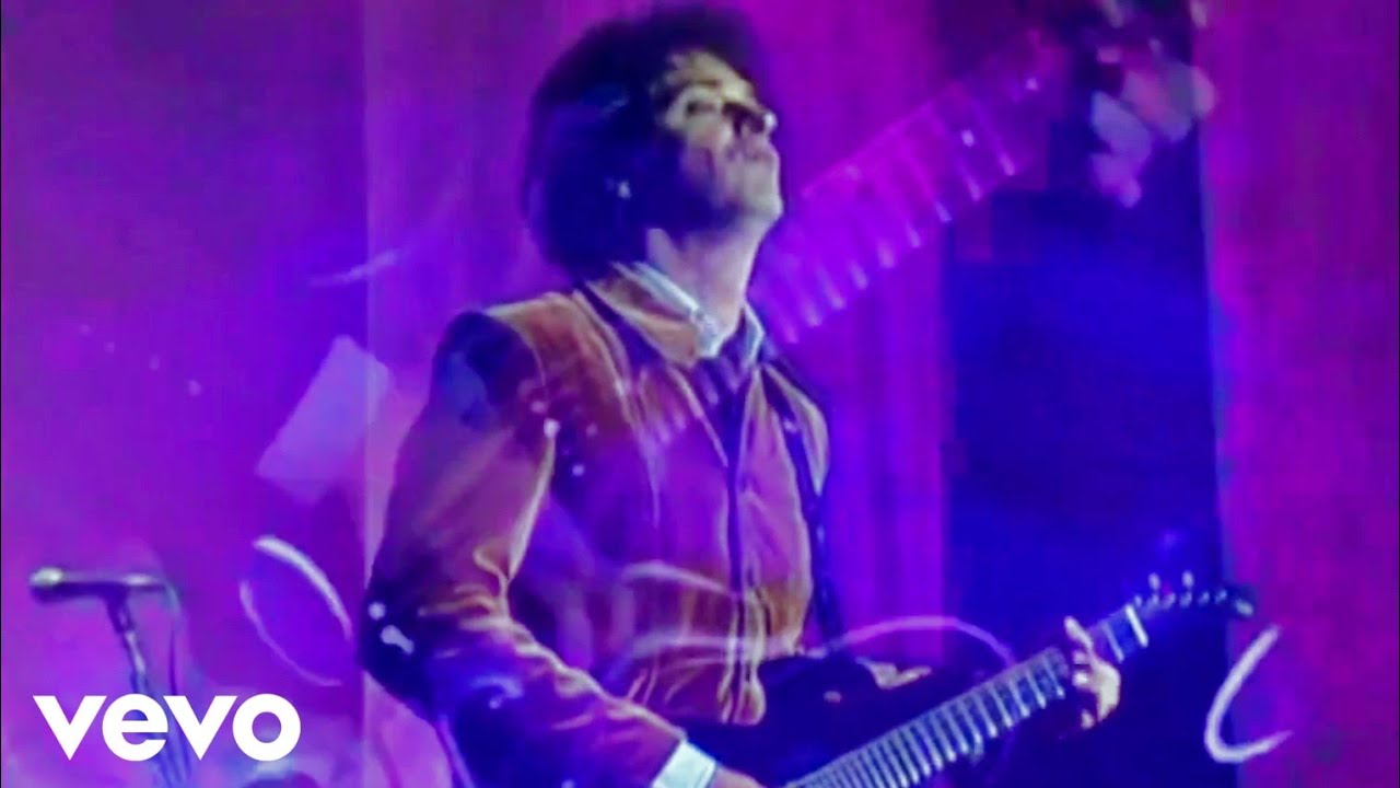 Soda Stereo - En Remolinos(Gira El Último Concierto)