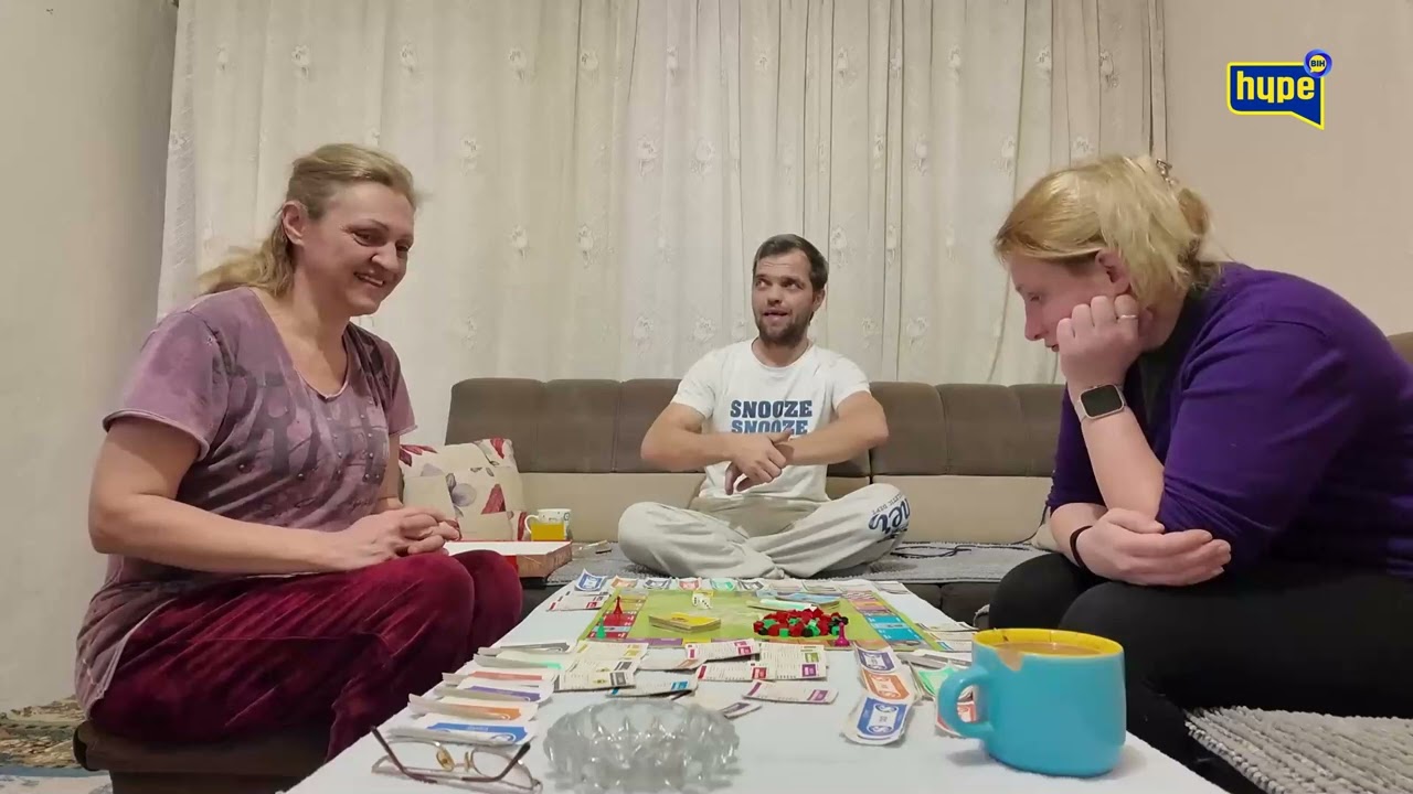 Fatima otkriva šts je sve naučio Elmedin da radi i koje igre da igra? On sve zna isto je neki GENIJE
