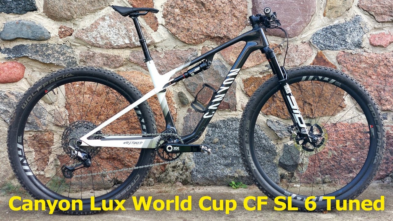 Canyon Lux World Cup CF SL with RockShox SID 2024