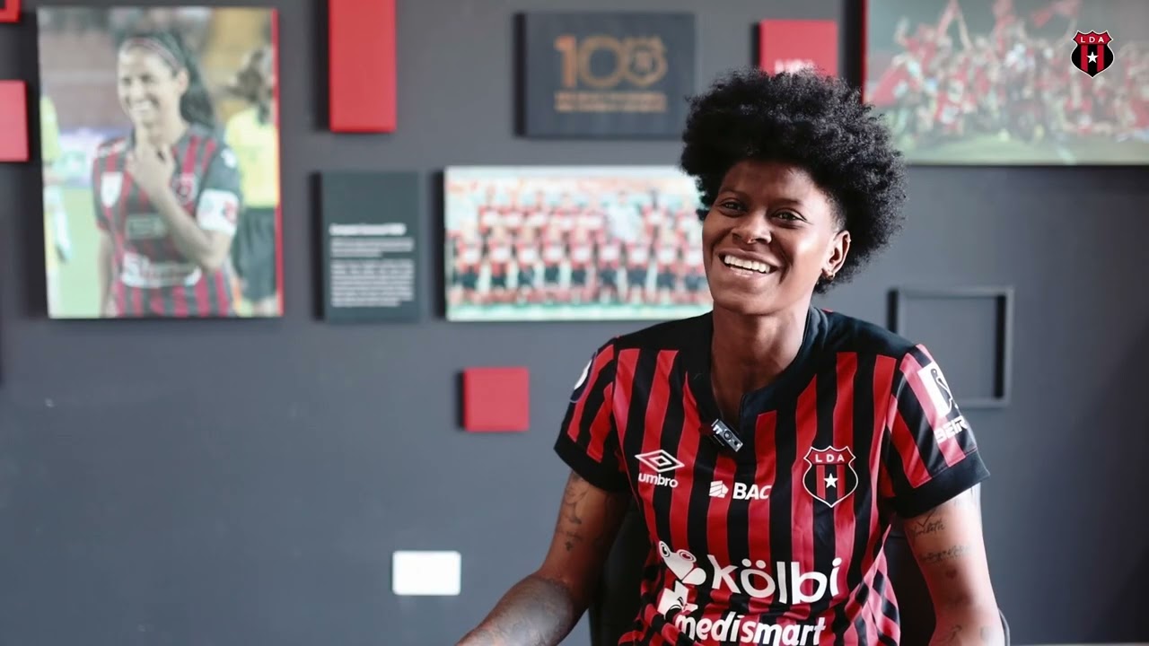 ENTREVISTA LDA: NATALIA MILLS