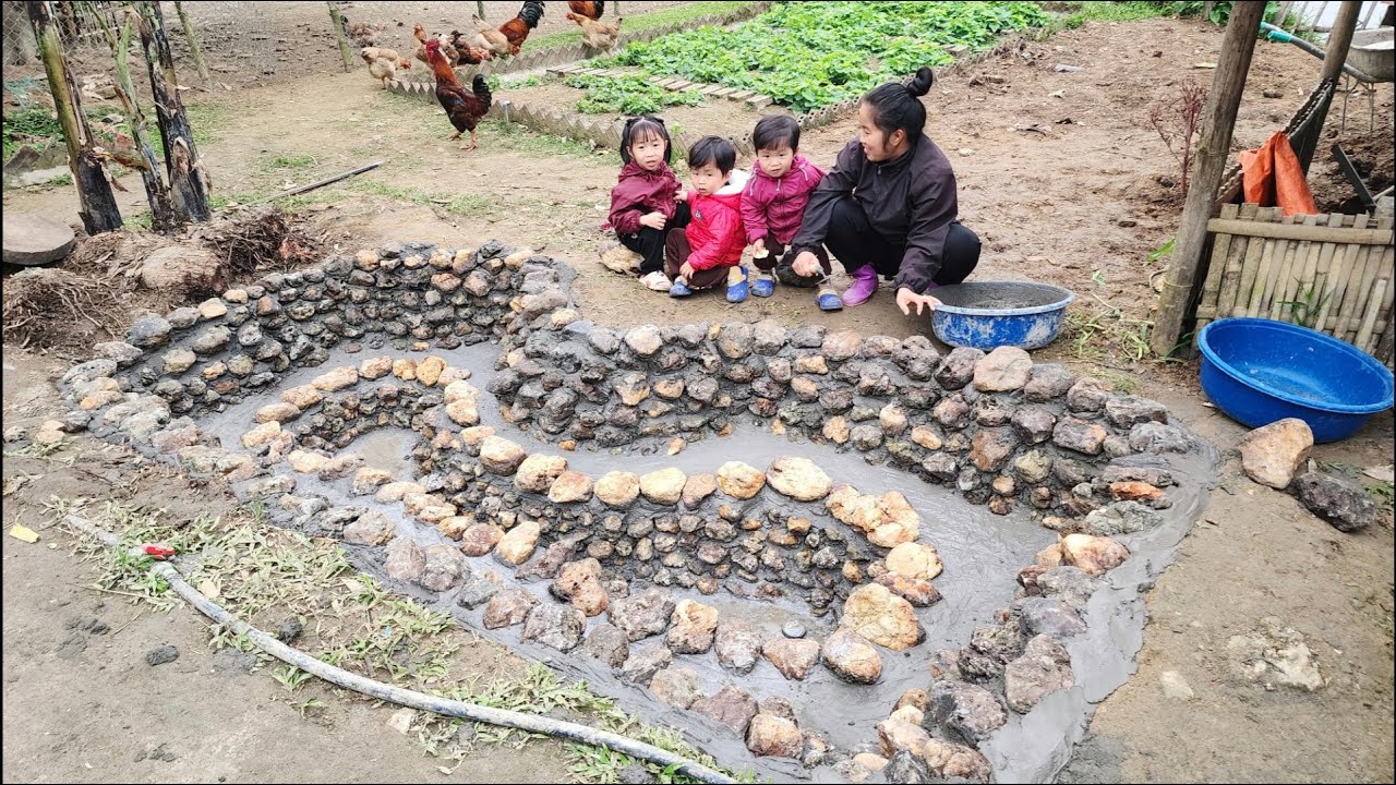 A single mother carried over 2 tons of rocks home to build a fish pond. | Ly tieu tieu