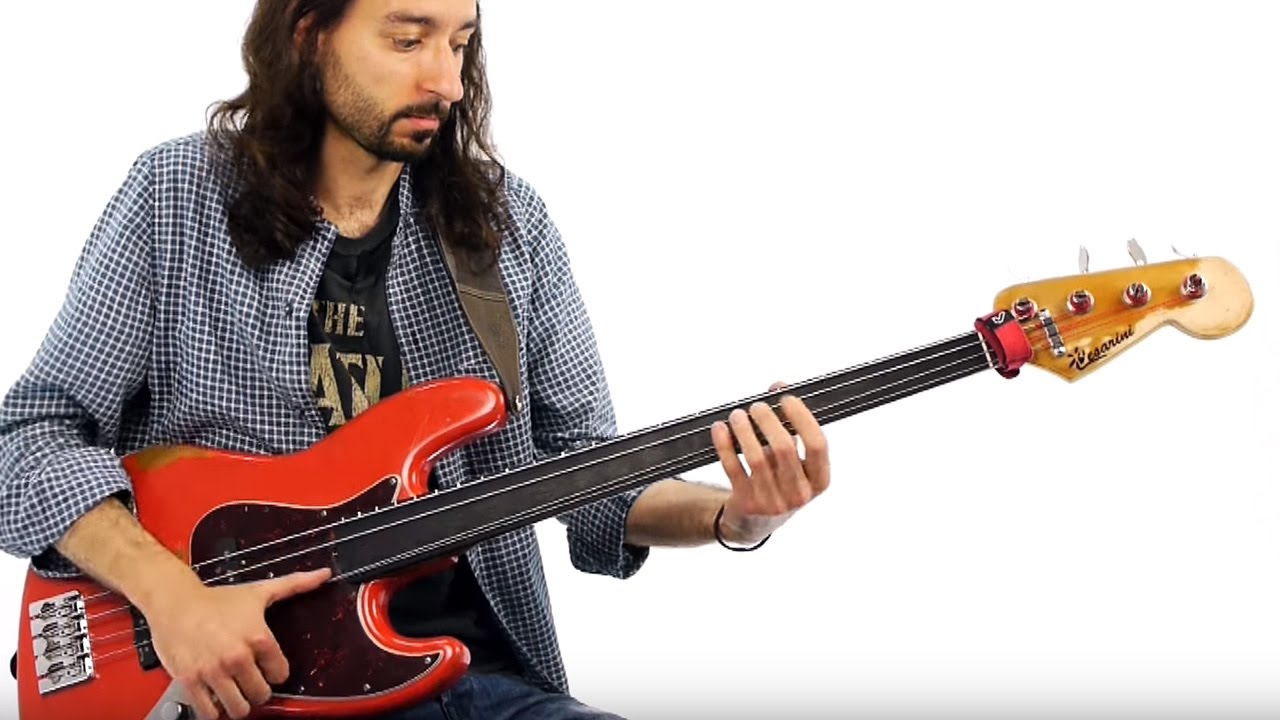 Double Thumb, 2 note per corda [SUB ENG] - Alex Lofoco Bass Lesson