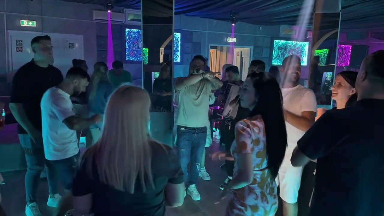 Liviu si Vox ❌ De ma vezi palid la fata \ Damelo ❌ LIVE Club Flamingo Ianca 2025
