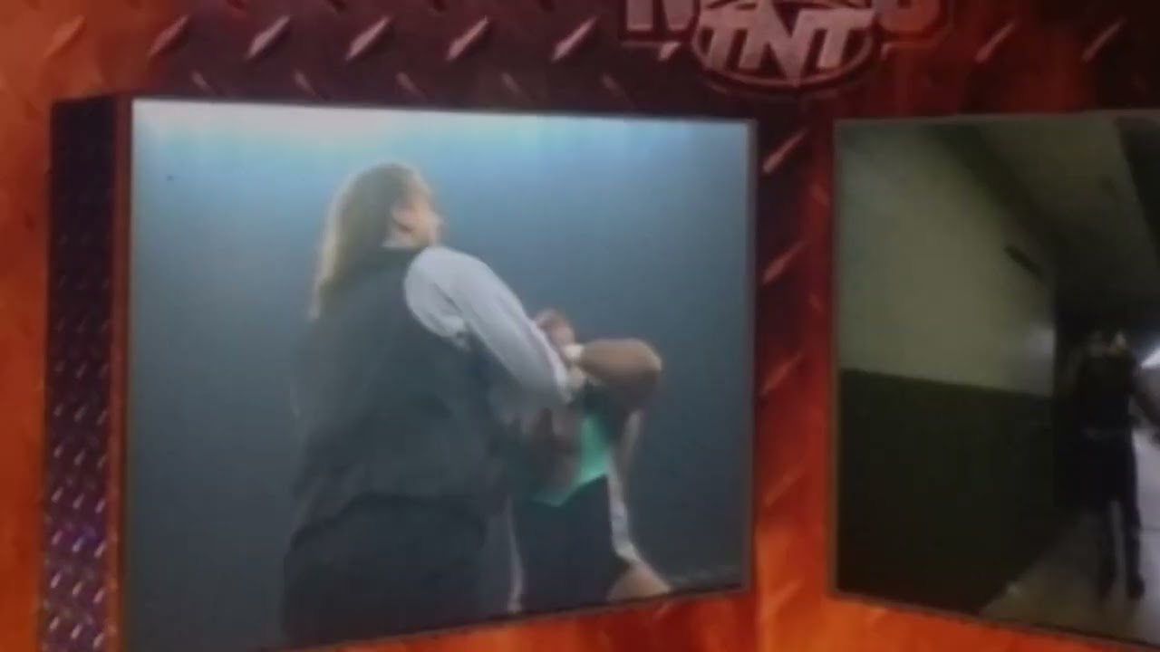 Jim Powers Sells Wrong but Still gets Chokeslammed anyway - The Giant