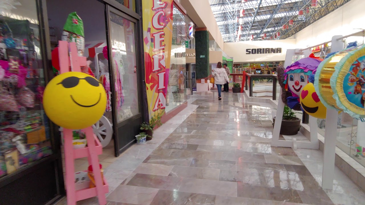 Caminando por Galería las Ánimas