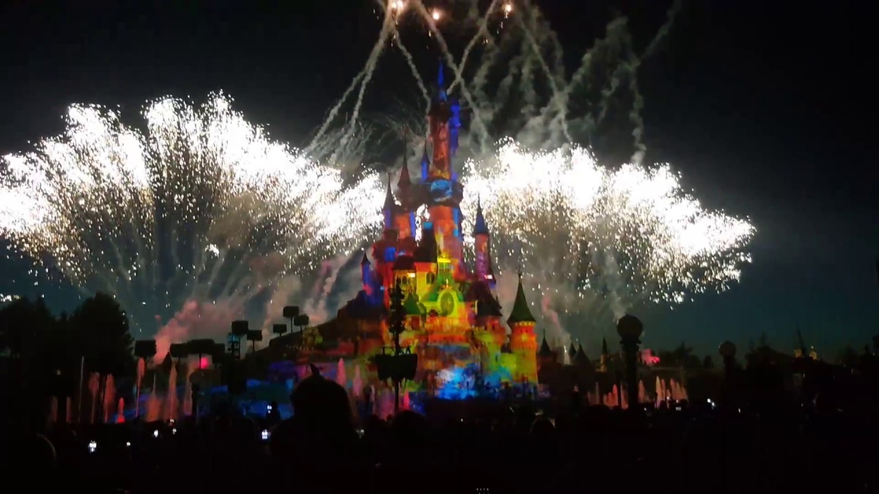Disney Illuminations - Disneyland Paris June 2017 HD