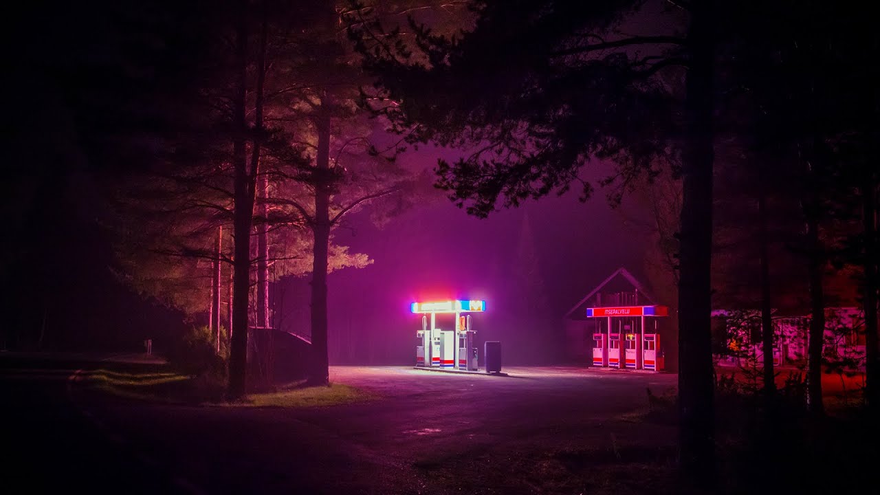 The Cinematic Night Photography of Maria Lax