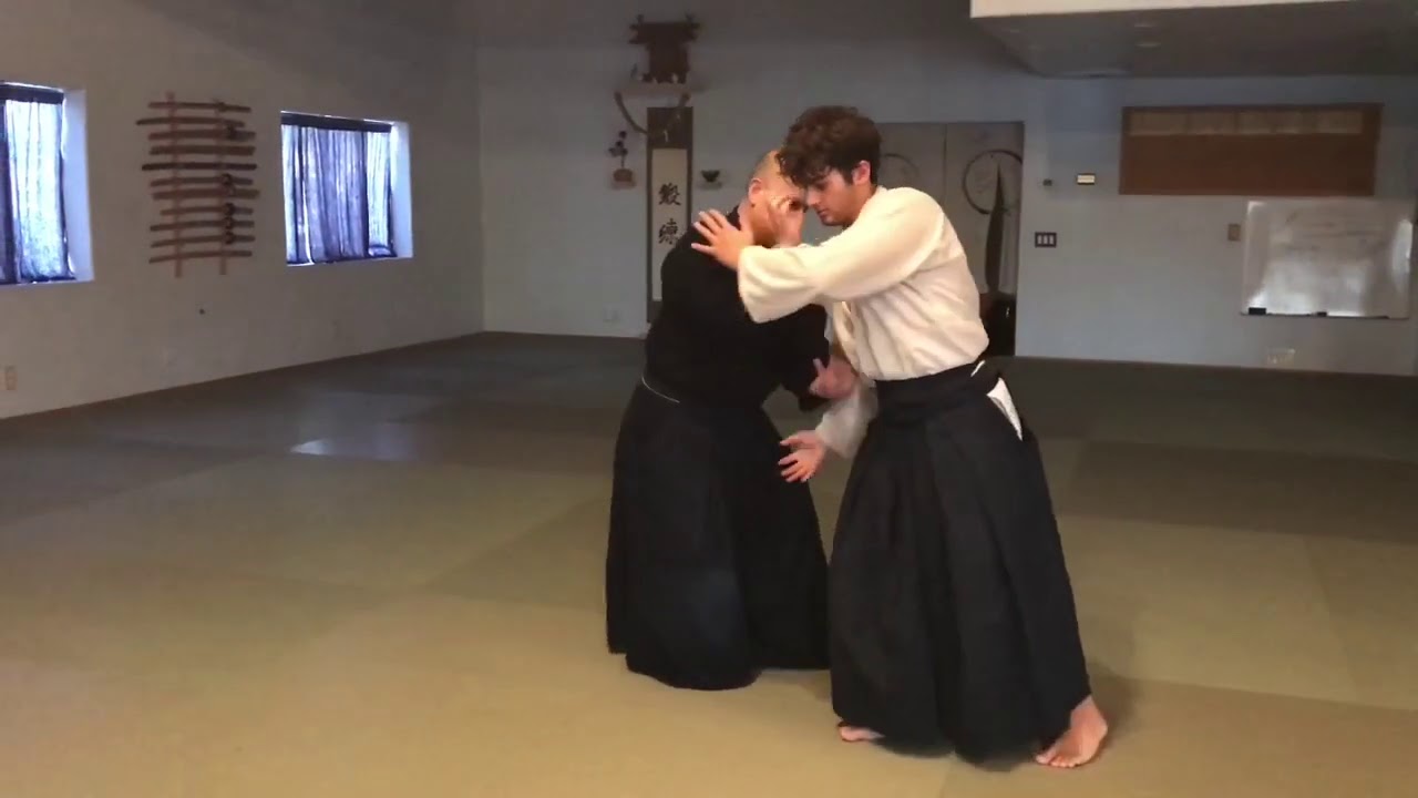 Aikido: Tsuki Kokyu Nage