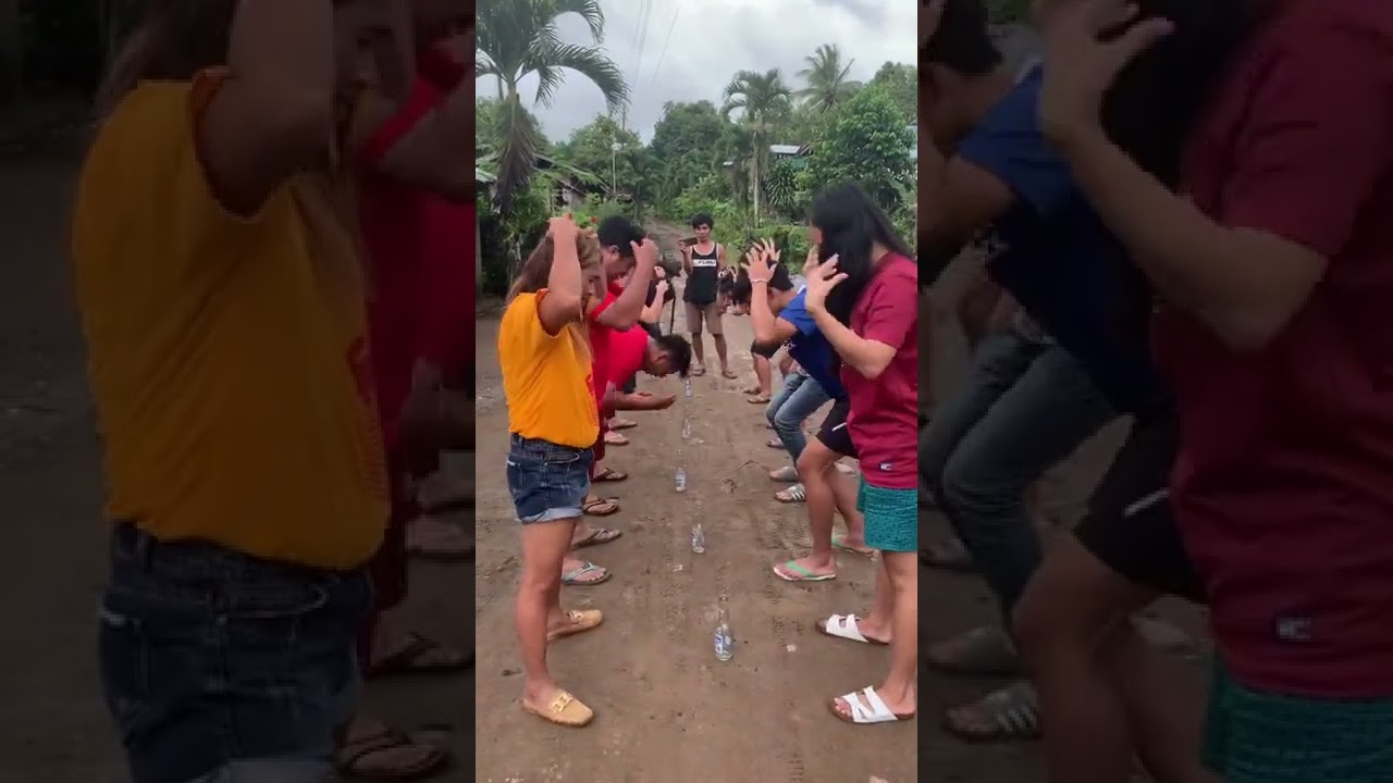 PARLOR GAMES - family Christmas Party 😁 ( Head, Toes, Kness, shoulder and Get the bottle ) 😆😆😆