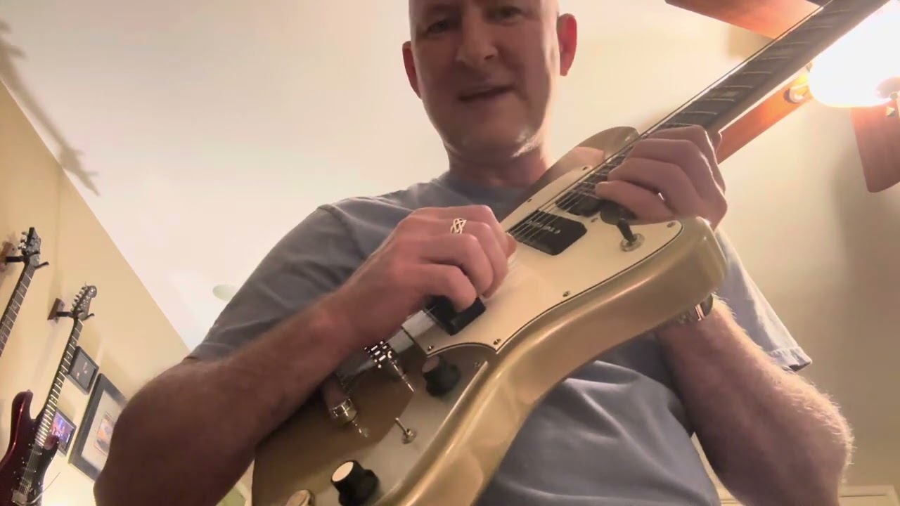 Orangewood Del Sol Baritone guitar out of phase octaves! 