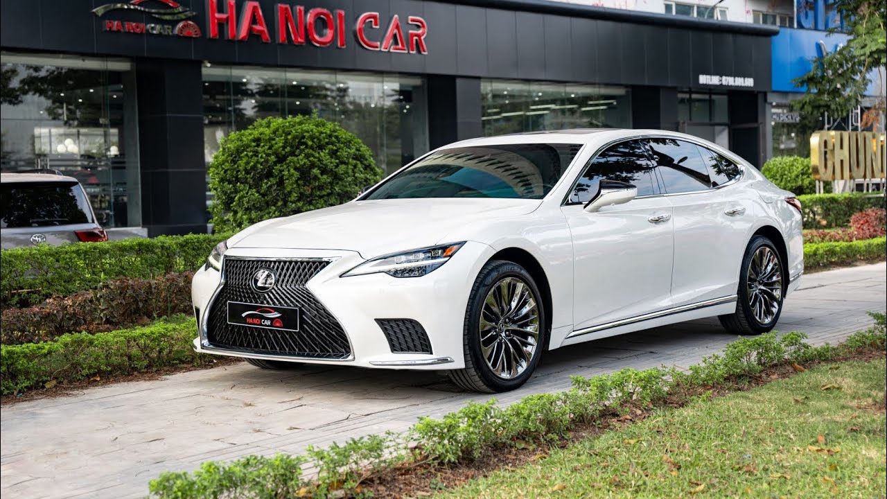 Lexus ls500 2022 cập bến