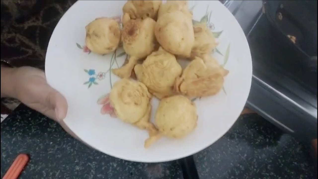 teste and yummy besan ke pakore😋#food #cooking