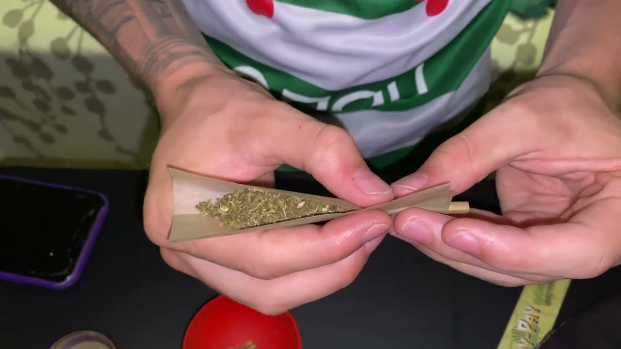 Como bolar um beck fininho (MUITO F&Aacute;CIL)