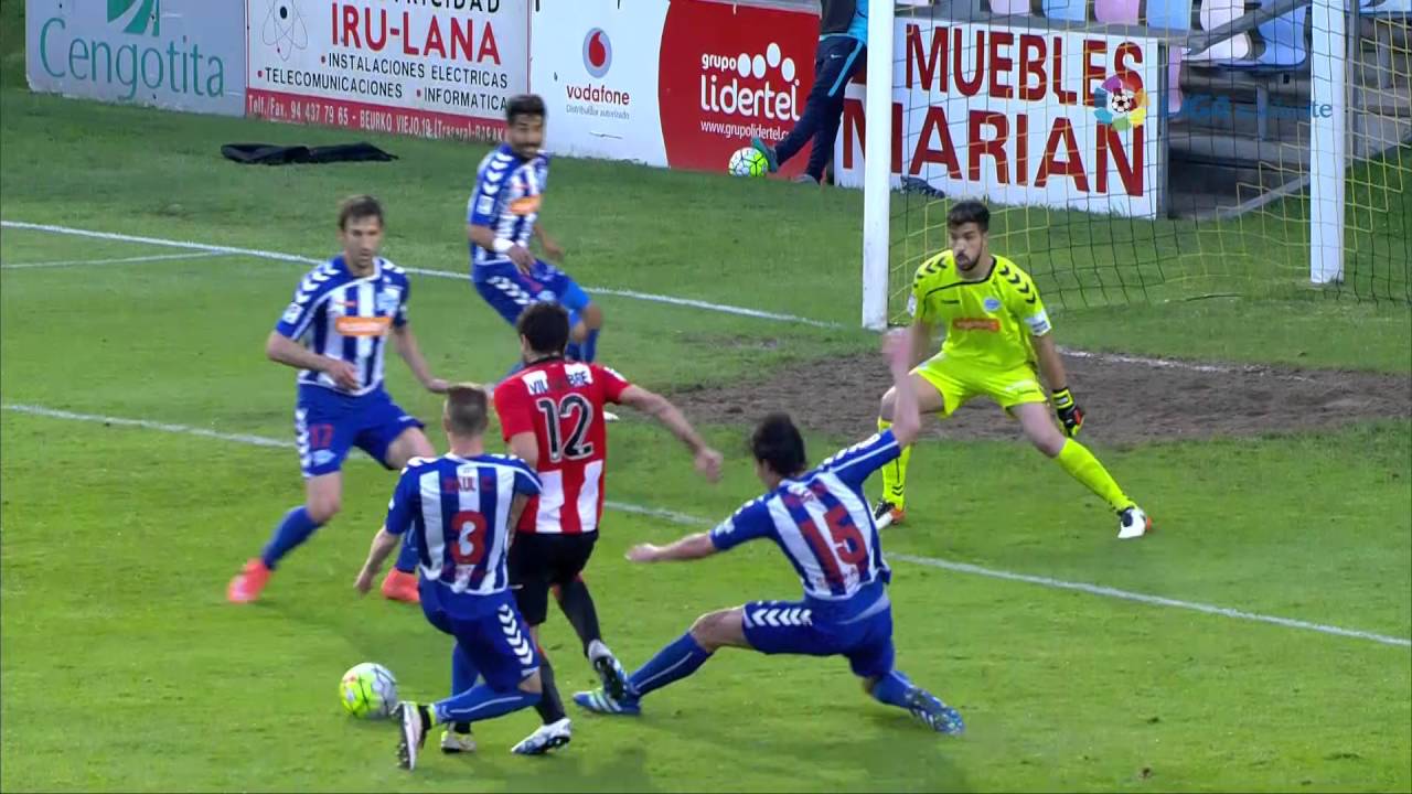 Resumen de Bilbao Athletic (2-3) Deportivo Alavés