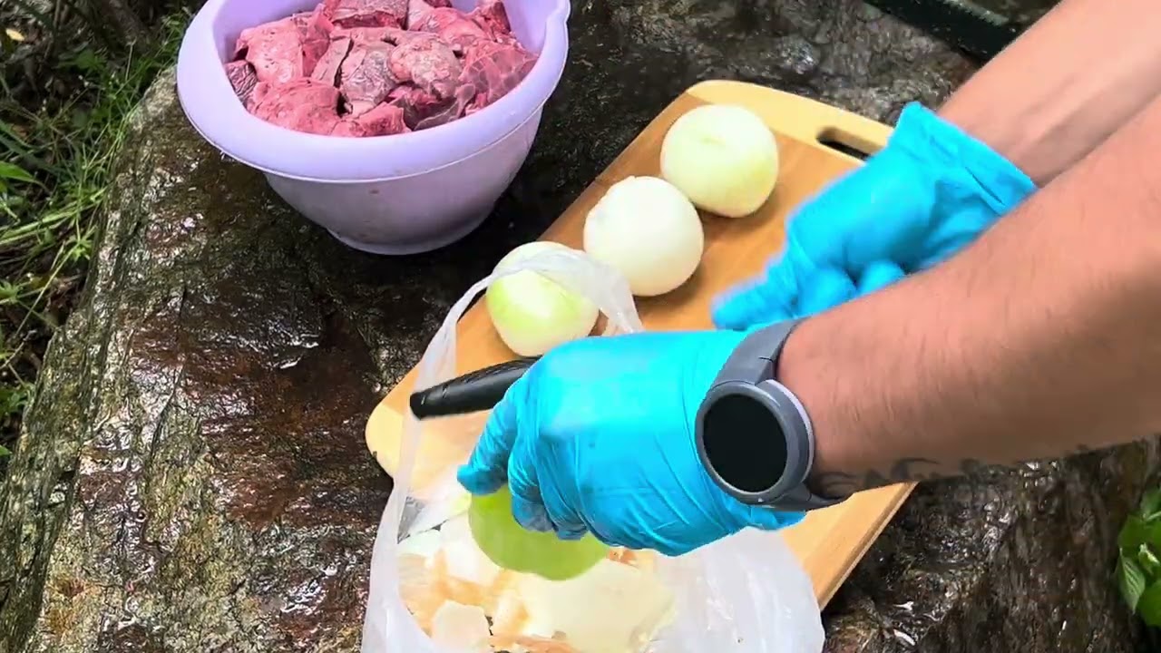Cooking Beef White Lungs Over Fire – A Forgotten Delicacy!