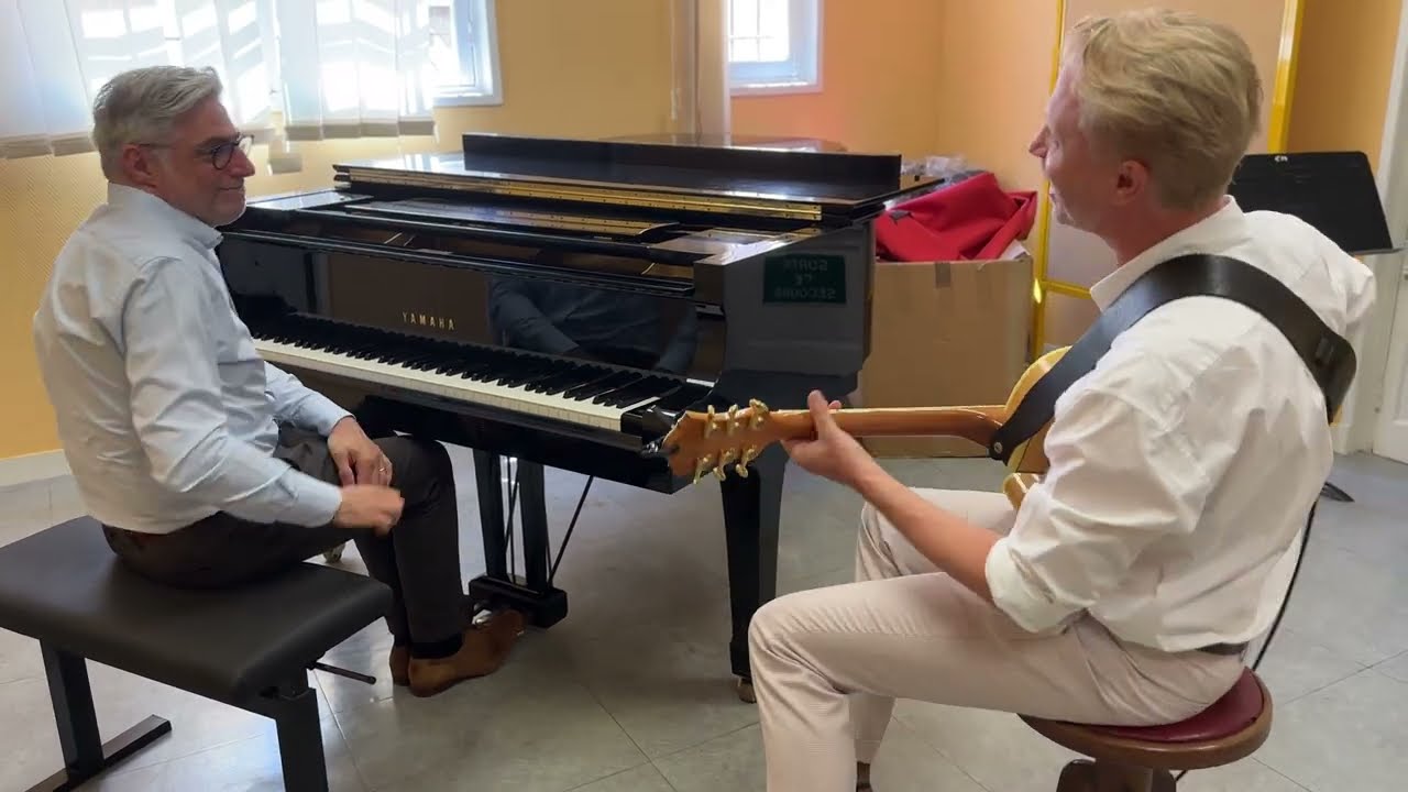 Linus Olsson & Giovanni Mirabassi play 