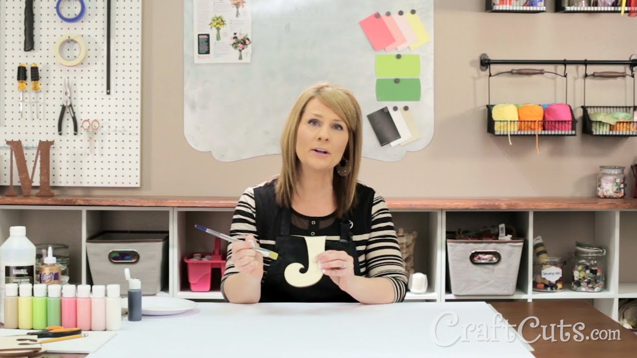 How to Paint Flowers on Wood Letters