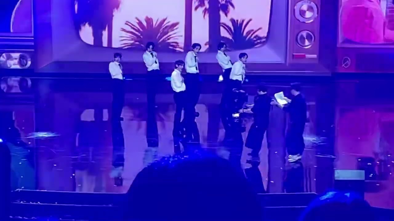 11/21/24 #MAMAAwards in Los Angeles #RIIZE