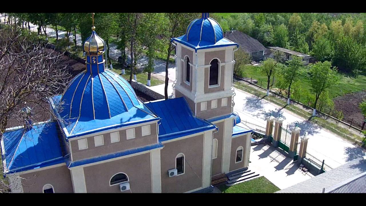 Moldova-raionul Edinet s.Trinca+reclama
