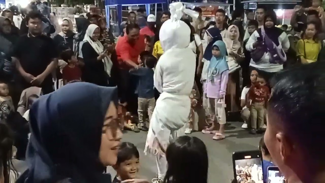 Baru ketemu Lagi sama pocong gaul 