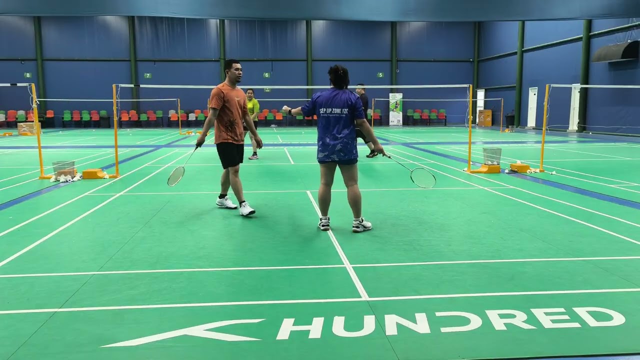 #CoupleGoals 😂🏸 Erns&Chrystal vs. Mark&Gean 🏸