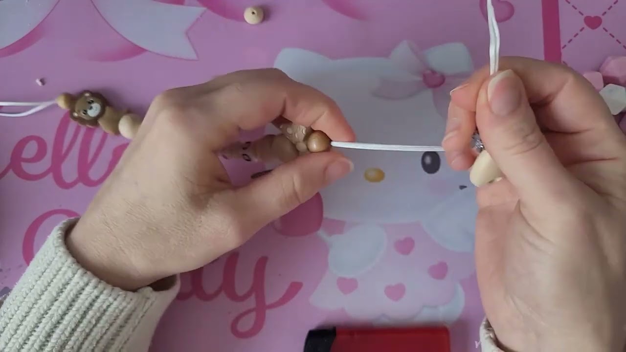 DIY Schnullerkette selber machen: Einfache Schritt-für-Schritt-Anleitung