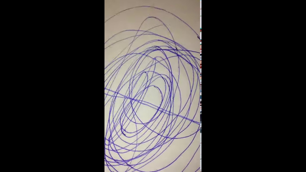 Mon stylos court et fais du gribouillage