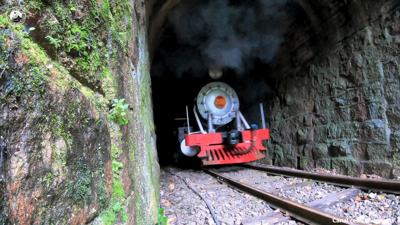 🇧🇷 Trem saindo do túnel / Train leaving the tunnel - Apiúna/SC - 2022 - (Brasil)
