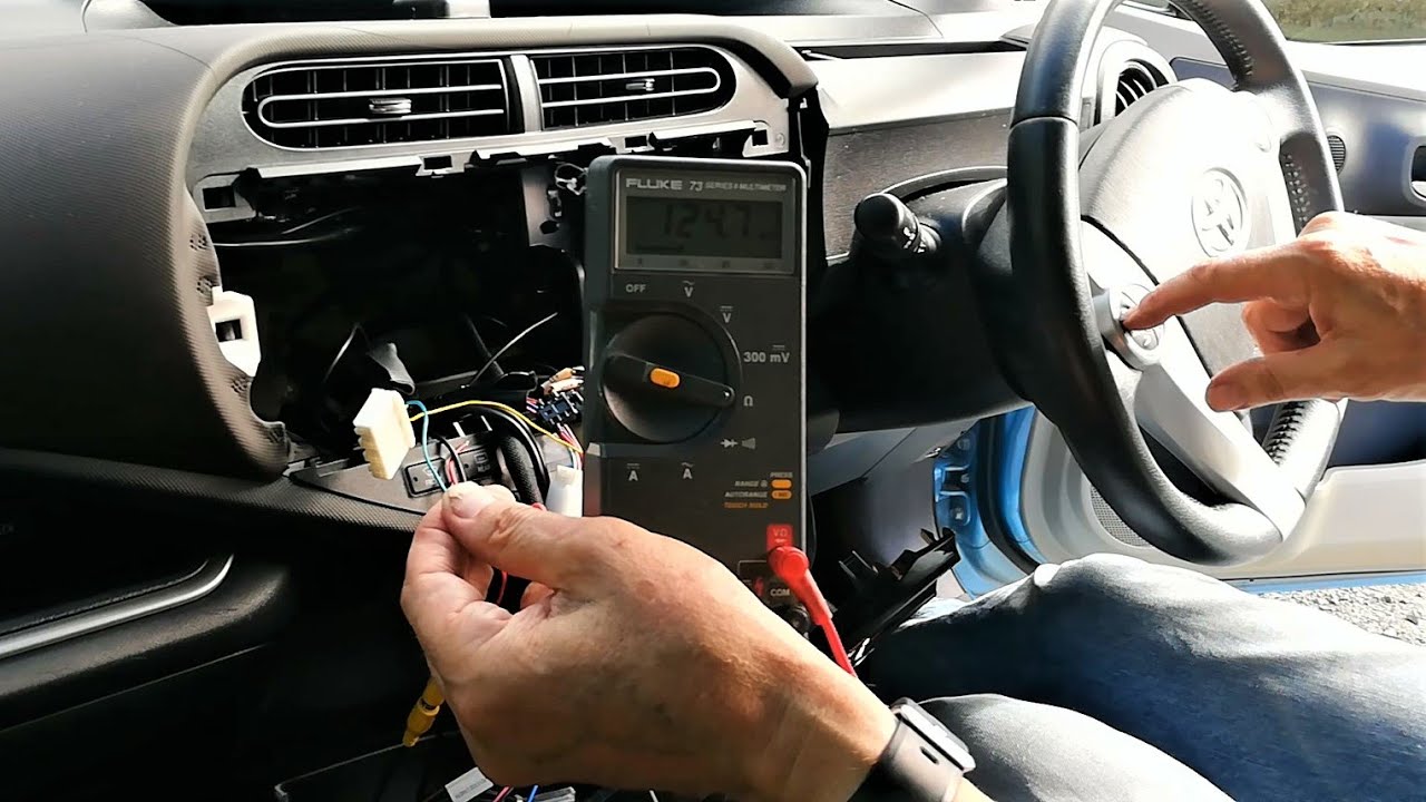 Toyota Aqua Prius C Head Unit Replacement