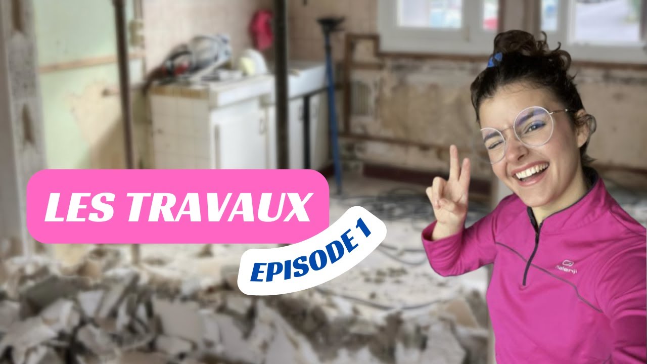 JE RÉNOVE MA PETITE MAISON 🏚️ - EPISODE 1 : LES TRAVAUX COMMENCENT 👷‍♀️🚧🔨