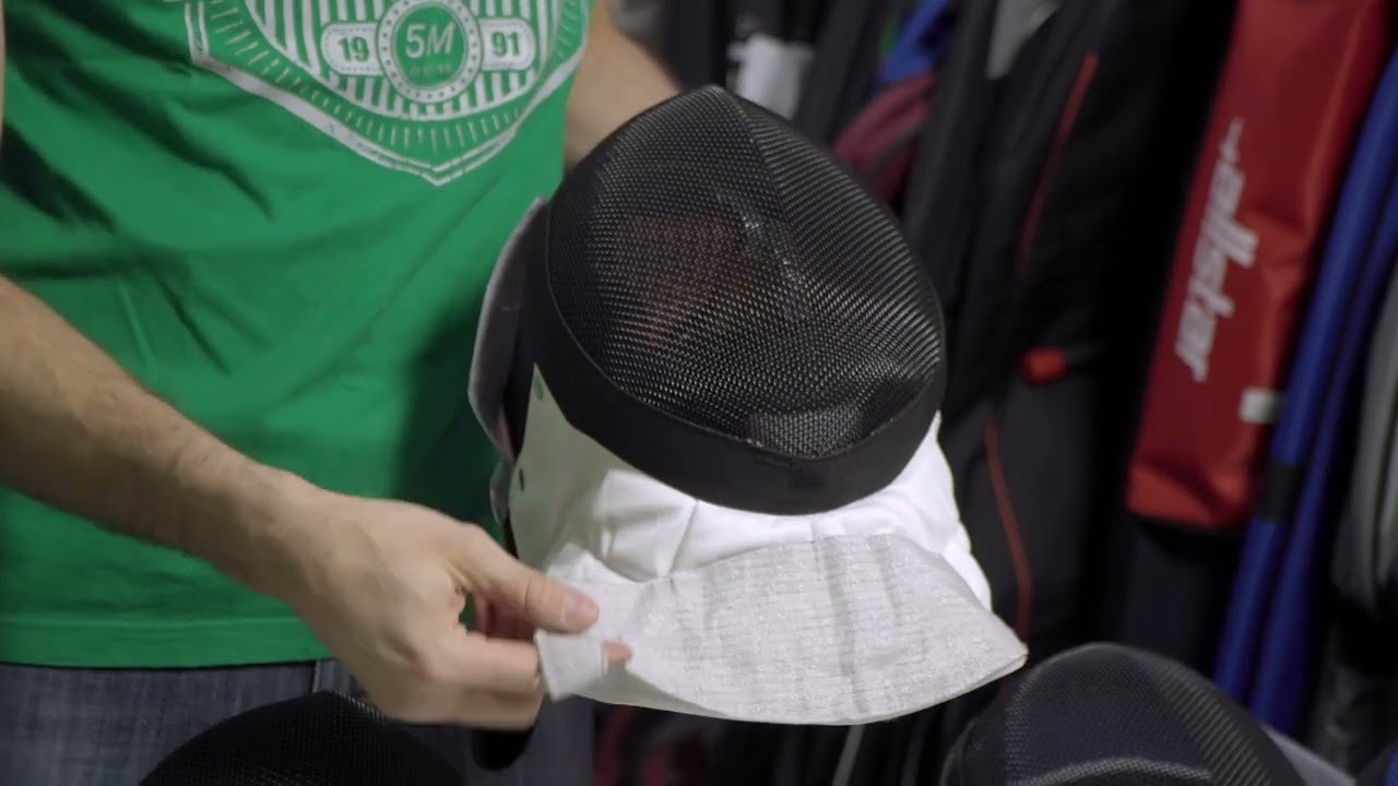 Allstar Vario mask - a unique mask for both foil and epee with detachable conductive collar