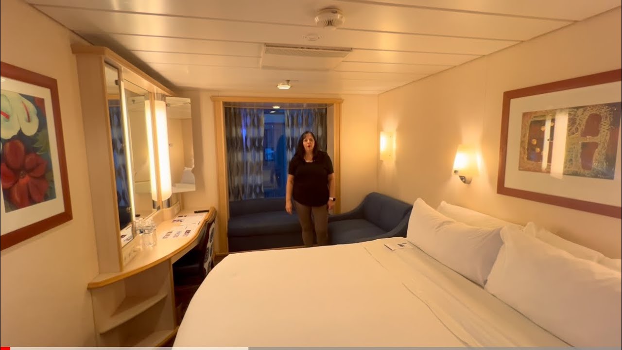 Royal Caribbean Explorer of the Sea Interior Promenade cabin 7275