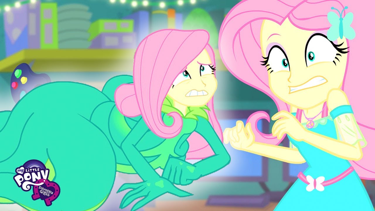 Equestria Girls | What Happened to Fluttershy (Costume Conundrum) | MLP EG Shorts