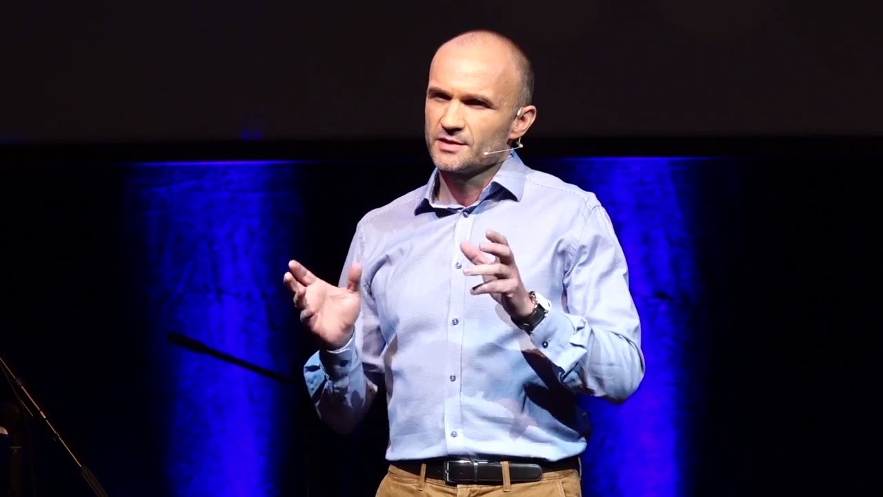 Lider w akcji | Piotr Cieszewski | TEDxPiotrkowskaStreet