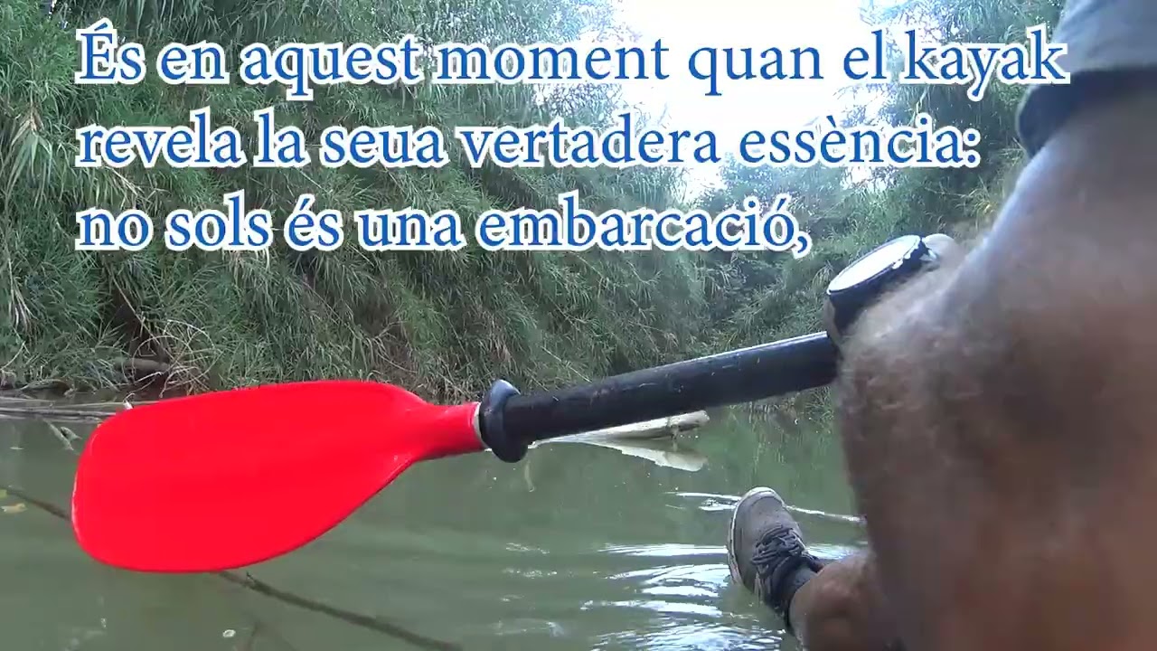 🚣‍♂️ Posa un Caiac Roig de 4 Metres en la teua vida – Llest per a l'Aventura! 🌊