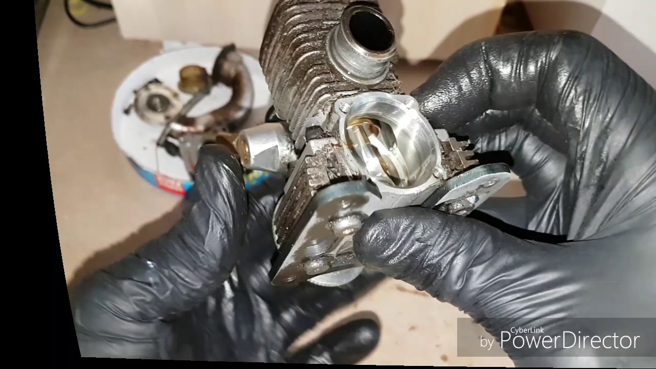 Mac Star 28 Nitro Engine Strip Down Clean and Refurbishment Part 1