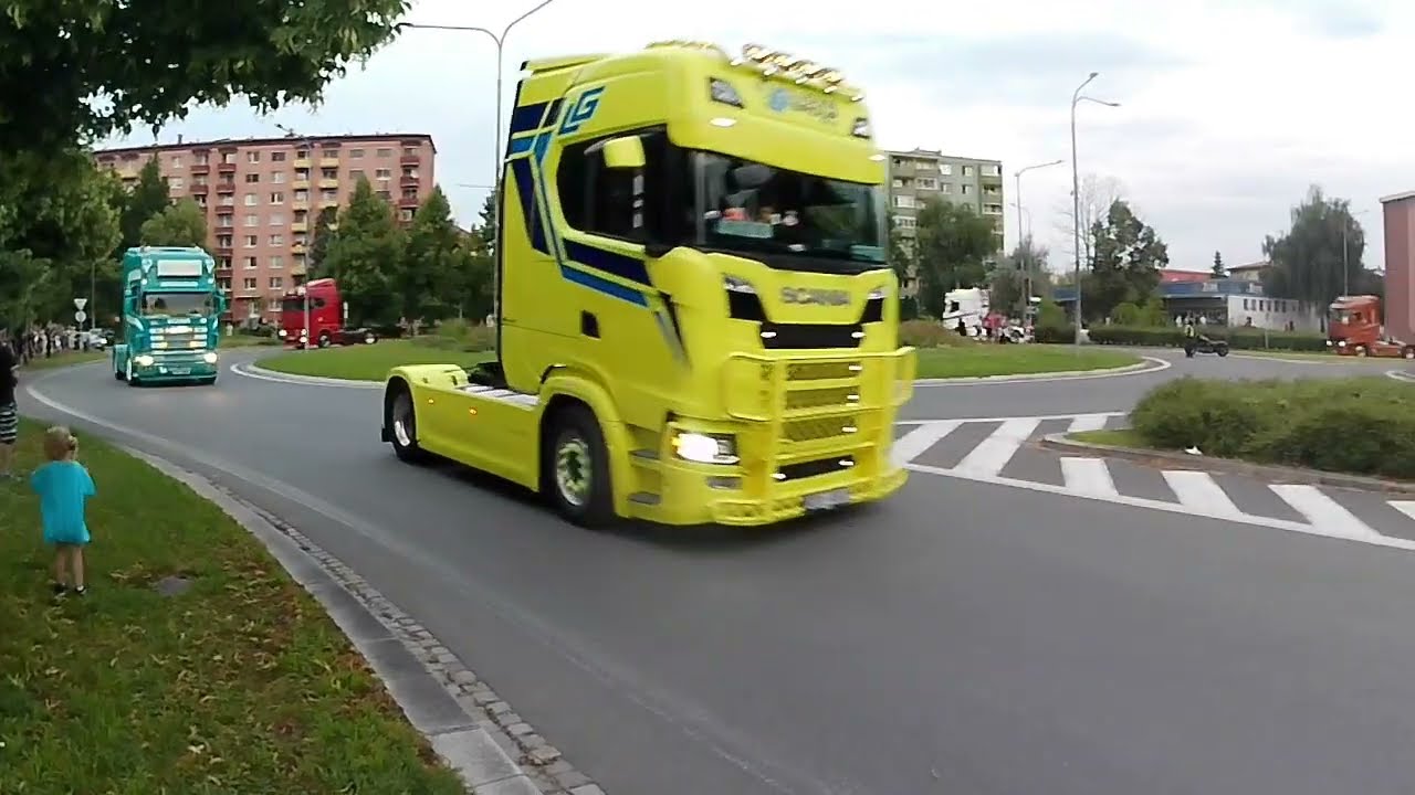 Van & Truck show Přerov - spanilá jízda Přerovem