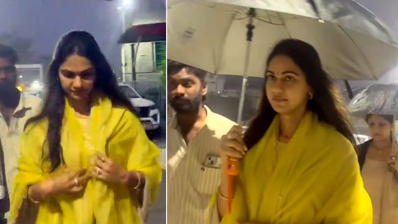Allu Arjun Wife Allu Sneha Reddy Visuals @ Tirumala