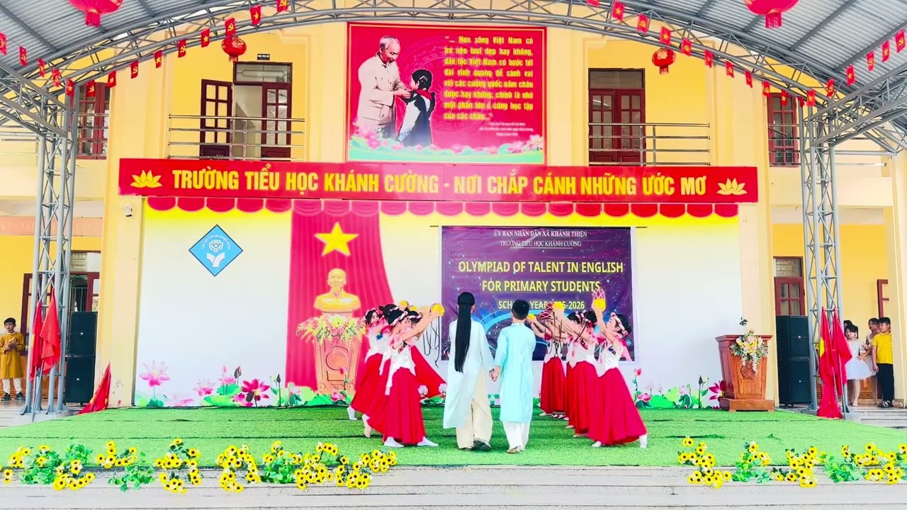 Hát múa Tiếng Anh Trống Cơm- Câu lạc bộ KEC Trường  tiểu học Khánh Cường