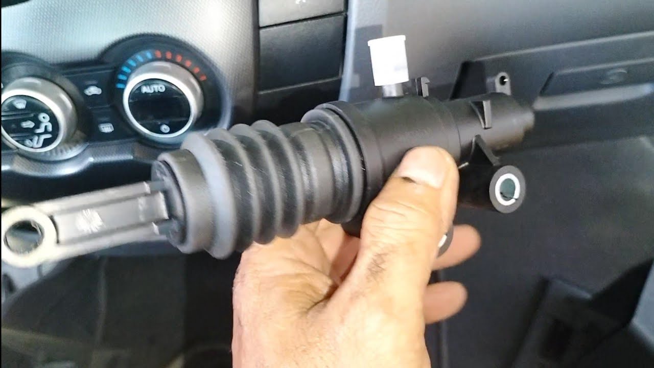 HOW TO CHANGE CLUTCH MASTER OF  FORD RANGER?