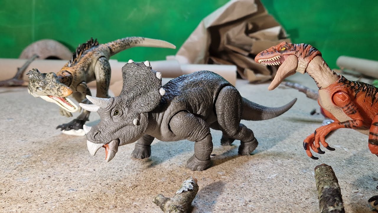 Wrong territory  [Jurassic world stopmotion video]