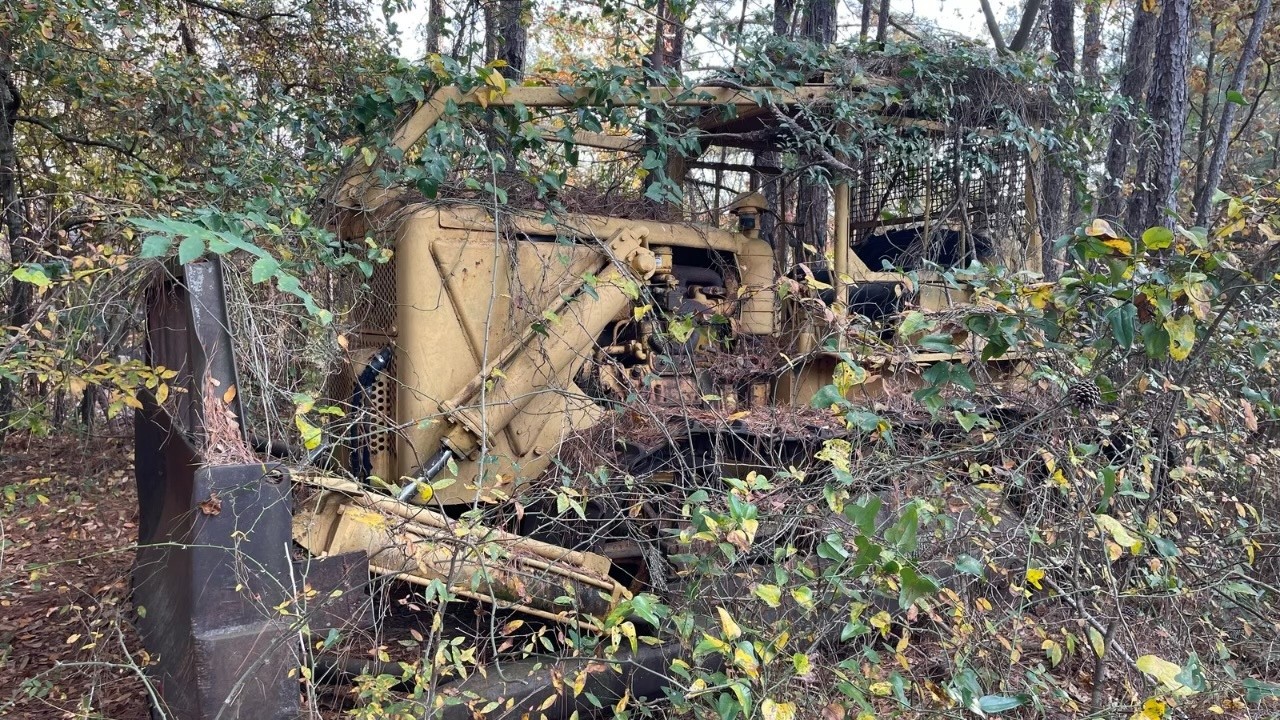 1945 CATERPILLAR D7 FORGOTTEN IN TIME… WILL IT RUN?