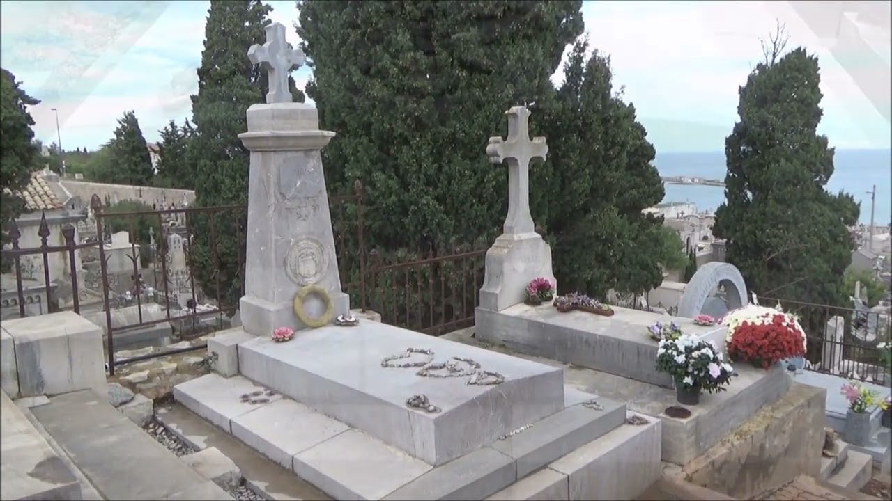 La Tombe de L'écrivain Paul Valery à Sete.