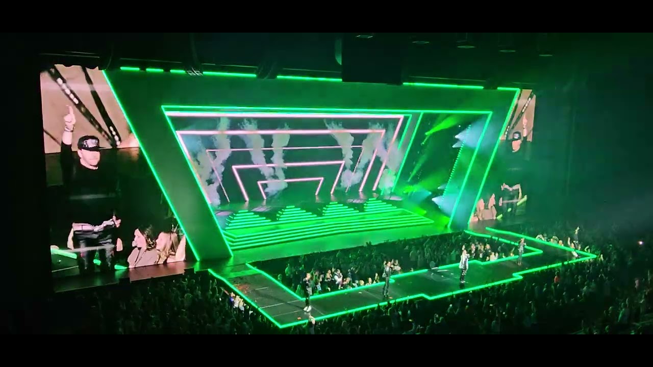 New Kids on the Block  - Magic/The Right Stuff (Live) Las Vegas 2-15-2026