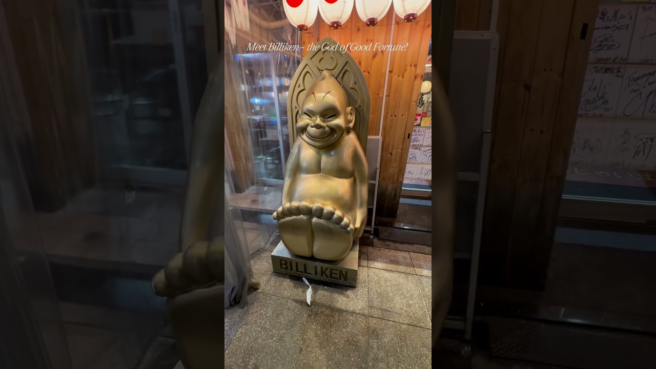 “Why do people rub this statue’s feet? The answer lies in Osaka’s heart ❤️👣” 